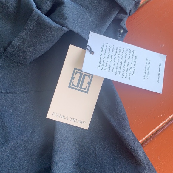 Ivanka Trump navy button dress shirt - Picture 6 of 8